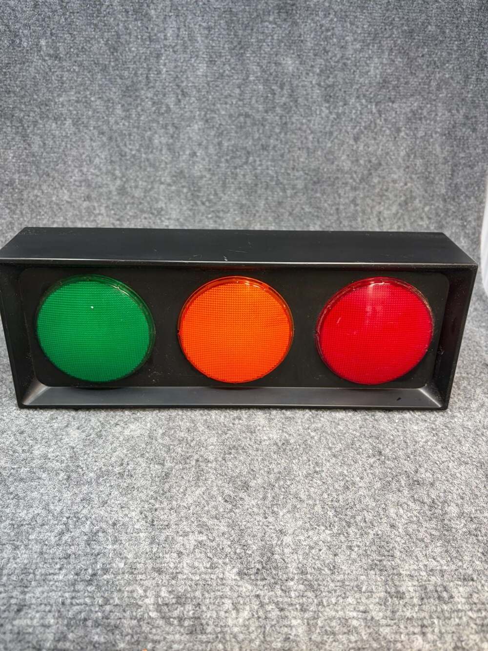 Lite F/X Traffic Lite Lamp 16'' x 6'' Model 49007. Table Or Wall Mount Light.